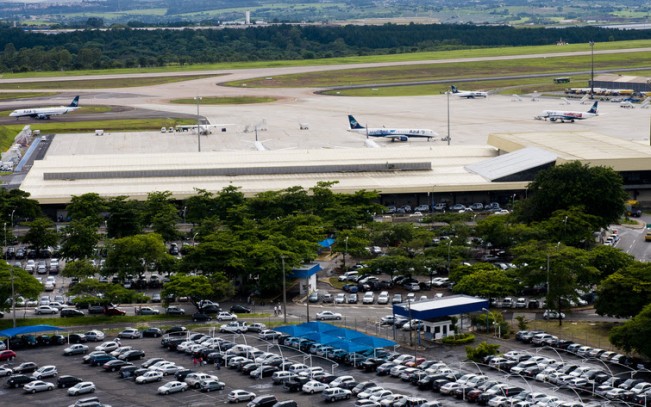 Vista do aeroporto de Viracopos, em Campinas, arrematado em leilão em 2012 e que passa por obras de expansão