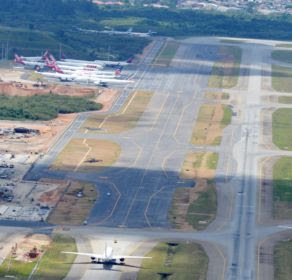 Pista tem 2.477 metros e 60 metros de largura