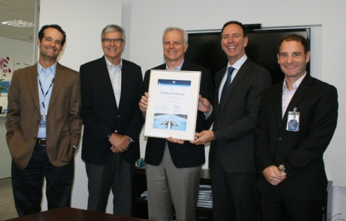 Antonoaldo Neves, presidente da Azul; Carlos Ebner, diretor da IATA para o Brasil; David Neeleman, fundador da Azul; Peter Cerda, vice-presidente da IATA para a América; e José Mario Caprioli, fundador da Tri