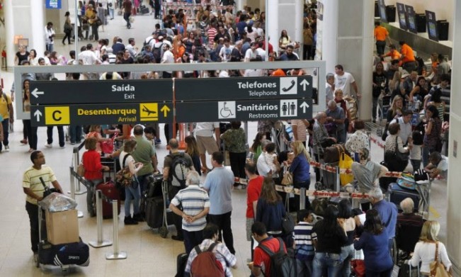 Setor aéreo sente desaceleração da economia, diz Abear