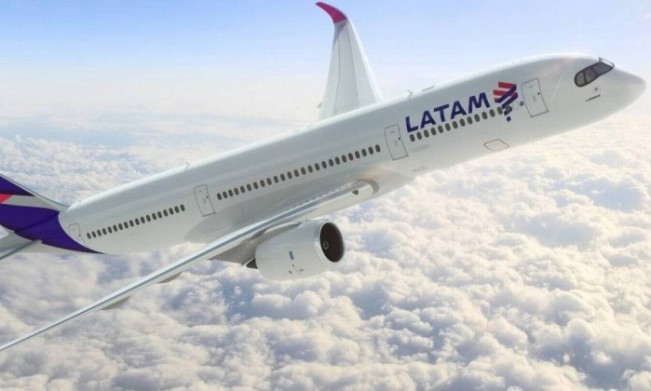 Avião da Latam - Divulgação