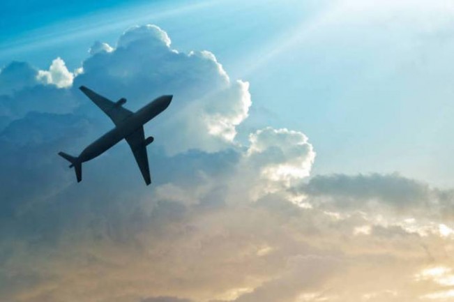 Avião: as aéreas dos EUA ocupam os primeiros lugares tanto por receita como em número de passageiros transportados e de aviões (ThinkStock/)