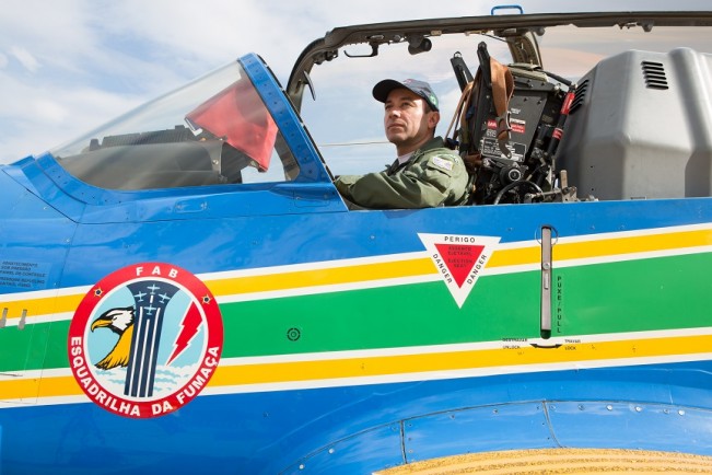 Pilotos devem ser aprovados por unanimidade pelos demais membros (Foto: Eduardo Ferreira/UOL)